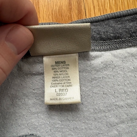 L.L. Bean Men’s River Driver Henley Sweater Pullover Wool Cotton Large Gray - Picture 3 of 4